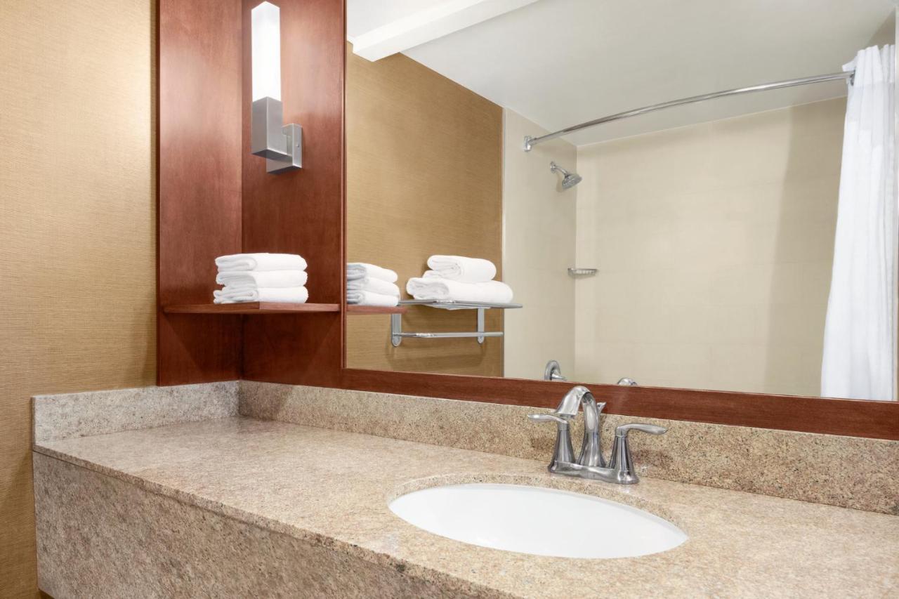 Holiday Inn Los Angeles Gateway-Torrance By Ihg Carson Bagian luar foto